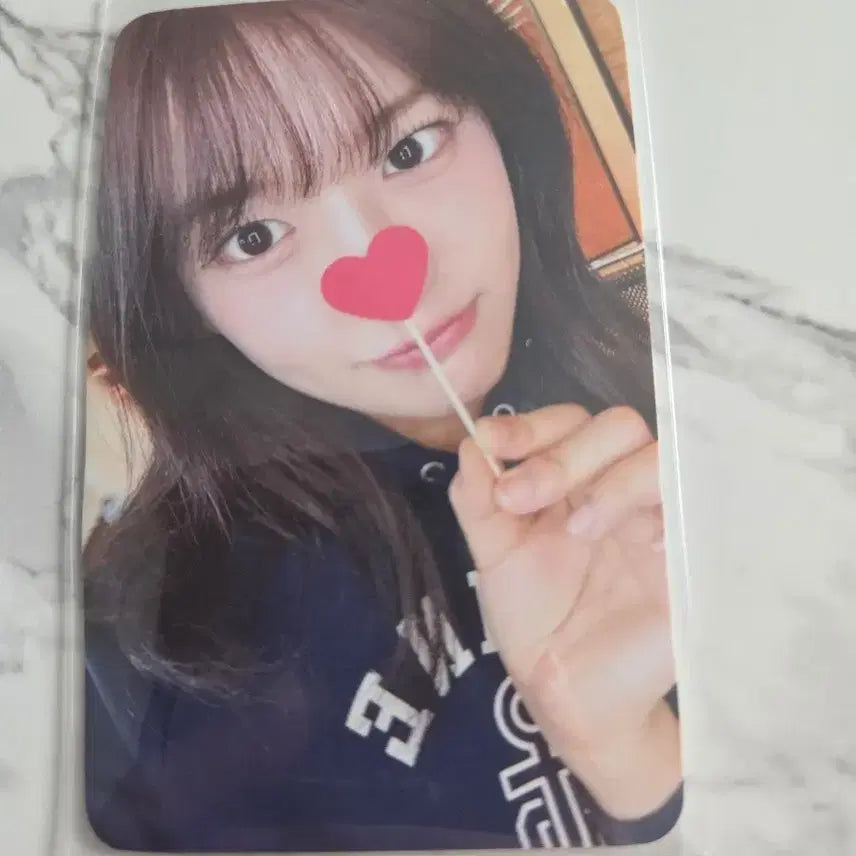 [SOLD OUT] [BUNJANG] IVE EMARCY Fan-Con Soundwave Lucky Draw Yujin Photocard / 아이브 엠파시 팬콘 사웨 럭드 유진