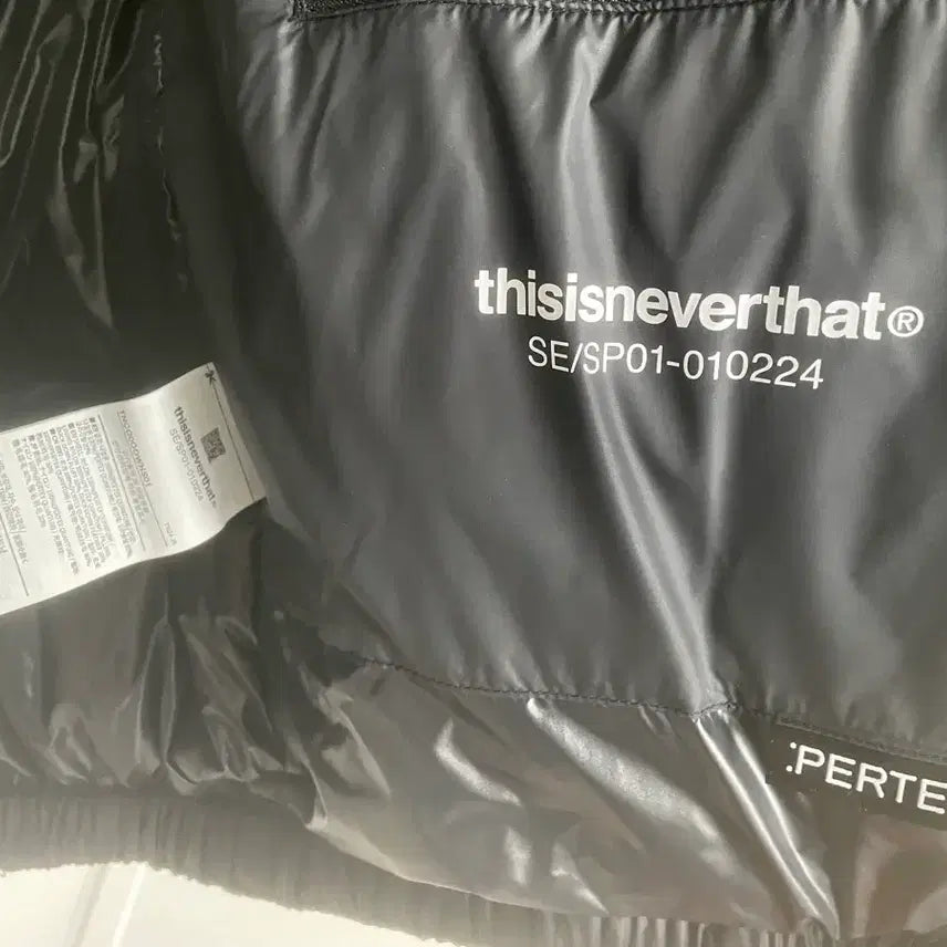 [BUNJANG] thisisneverthat Down Padded Jacket L Size / 디스이즈네버댓 오리털패딩 L사이즈 새제품