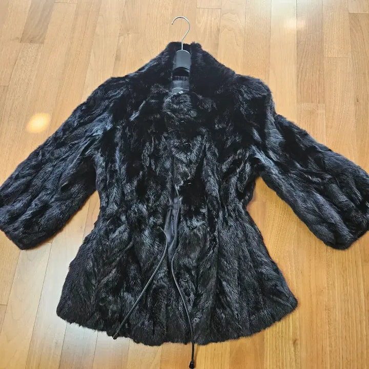 [BUNJANG] Genuine Mink Fur Coat Size 66 / 진도밍크 정품 66