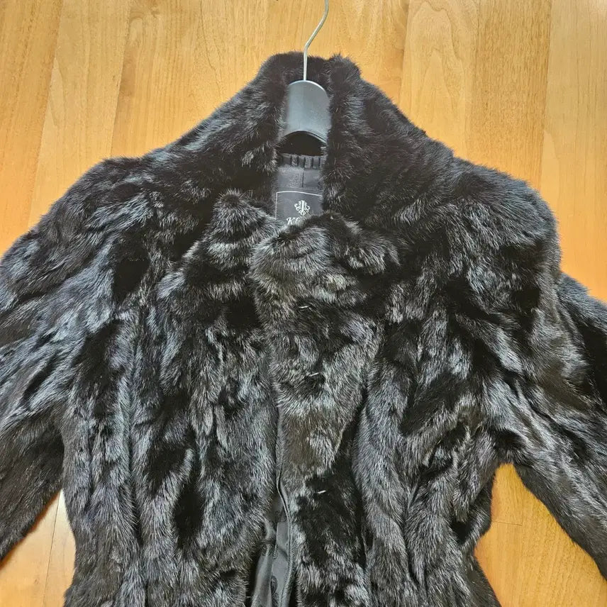 [BUNJANG] Genuine Mink Fur Coat Size 66 / 진도밍크 정품 66