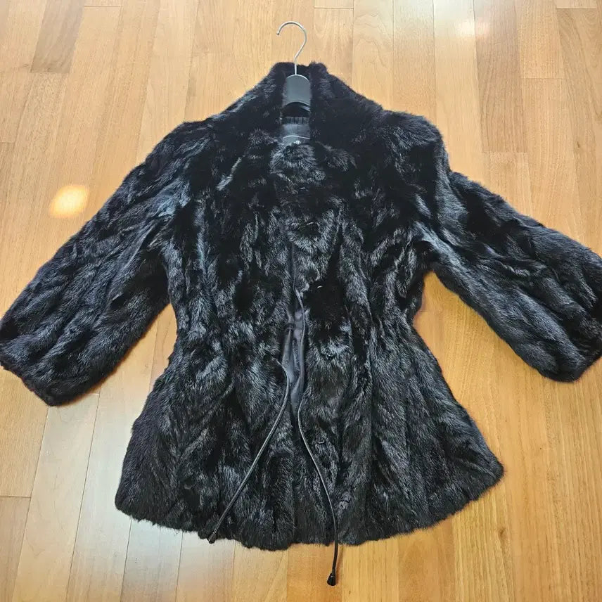 [BUNJANG] Genuine Mink Fur Coat Size 66 / 진도밍크 정품 66