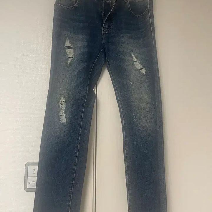 [BUNJANG] Distressed Jeans 34 Size / 데미지 청바지 34사이즈