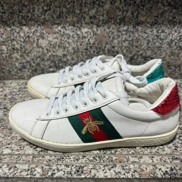 [BUNJANG] Gucci Ace Sneakers (Size 40) / 구찌 에이스 꿀벌 스니커즈 40 사이즈