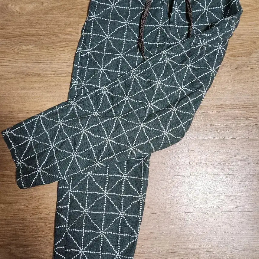 [BUNJANG] Capital Pants Size 1 / 캐피탈 바지 사이즈1