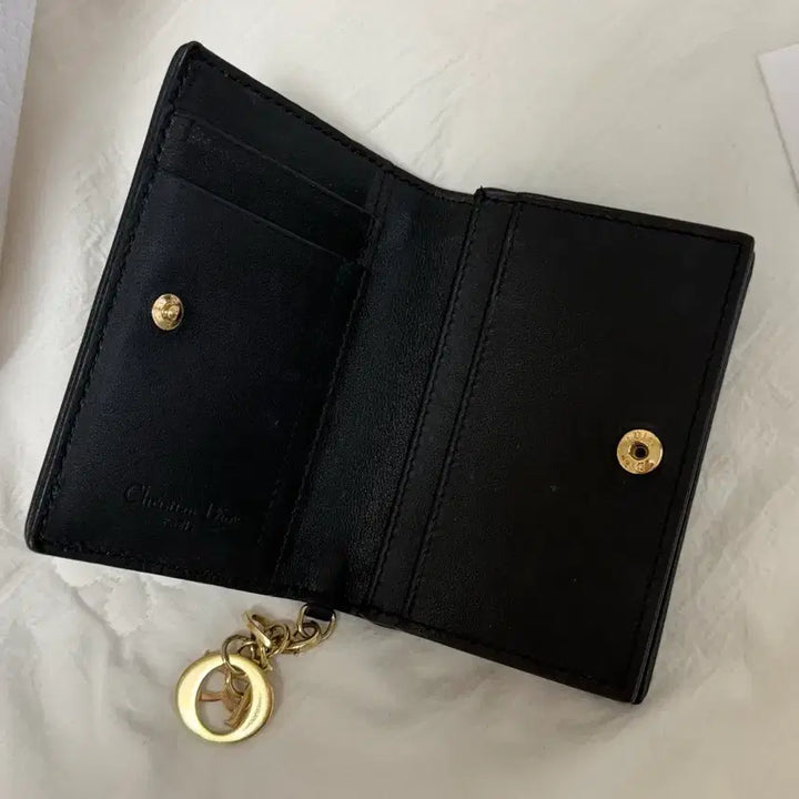 [BUNJANG] Dior Lady Dior Card Holder / 디올 레이디 플랩 카드 홀더 까나쥬 램스킨 블랙
