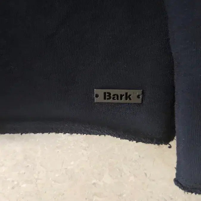 [BUNJANG] Bark Embroidered Sweatshirt 2XL / Bark 앵무새 자수 스웨트셔츠 2xl