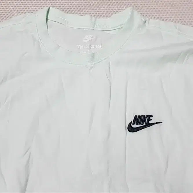 [BUNJANG] Nike T-shirt Size 105 / 나이키 반팔티 사이즈105