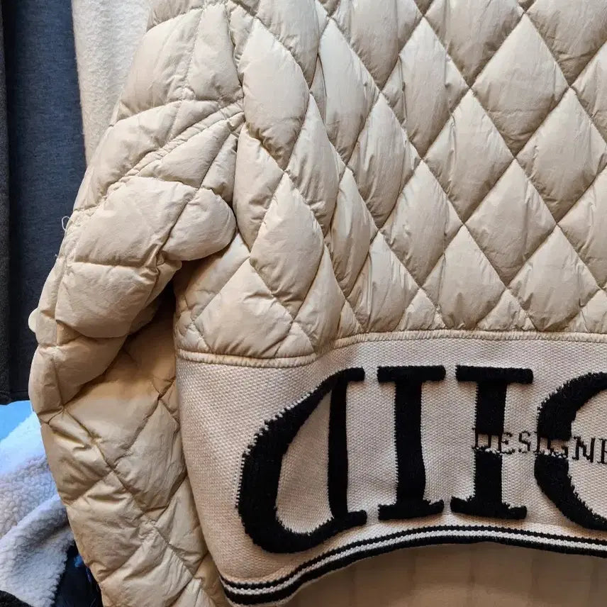 [BUNJANG] Takeo Kikuchi Diamond Quilted Jumper / take 테이크 다이아 퀼팅 점퍼