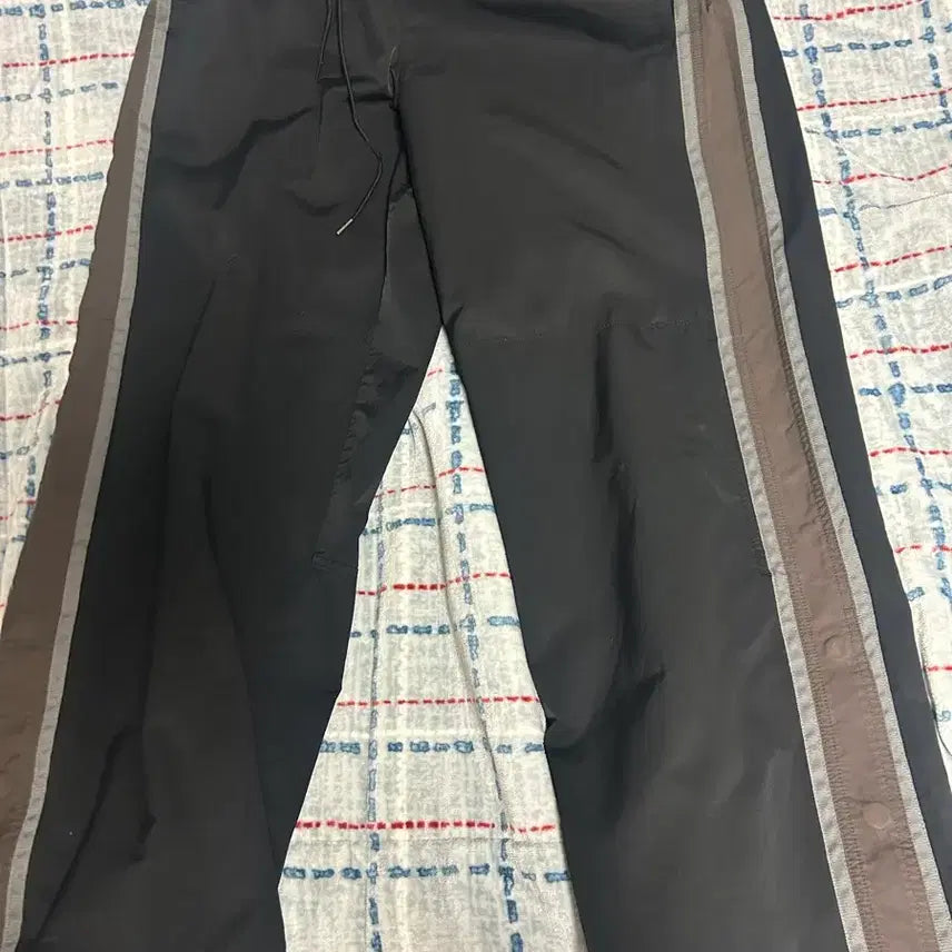 [BUNJANG] Politeu Track Pants [3] / 급처 폴리테루 정규 트랙팬츠 [3](오늘 하루만 9만원 내일되면 올려요)