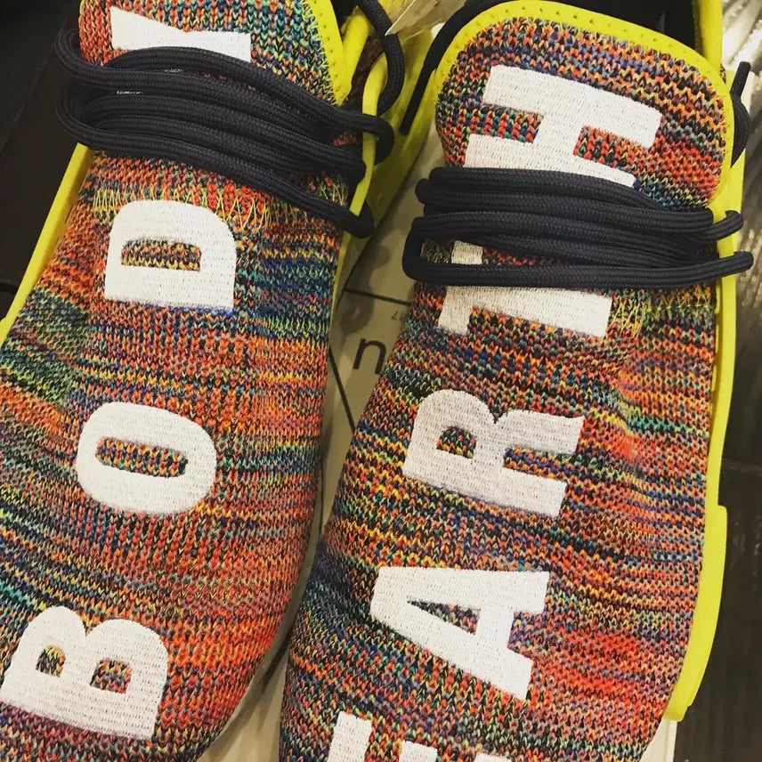 [BUNJANG] Adidas Pharrell NMD Multi Color Sneakers / 아디다스 NMD 퍼렐 멀티 컬러 260
