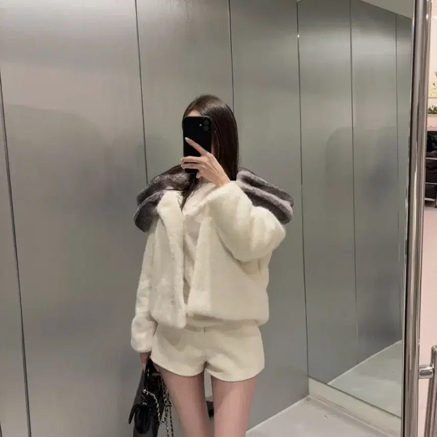 [BUNJANG] Rosé de You Chinchilla Fur Jacket / 로제드유 친칠라 퍼 자켓