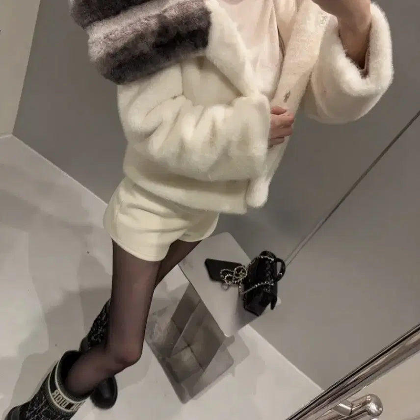 [BUNJANG] Rosé de You Chinchilla Fur Jacket / 로제드유 친칠라 퍼 자켓