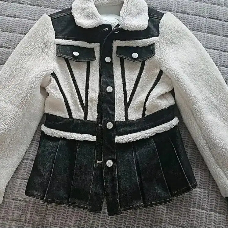 [BUNJANG] Double Collar Crop Mustang Jacket / 더블 칼라 크롭 무스탕 자켓, 판매합니다.