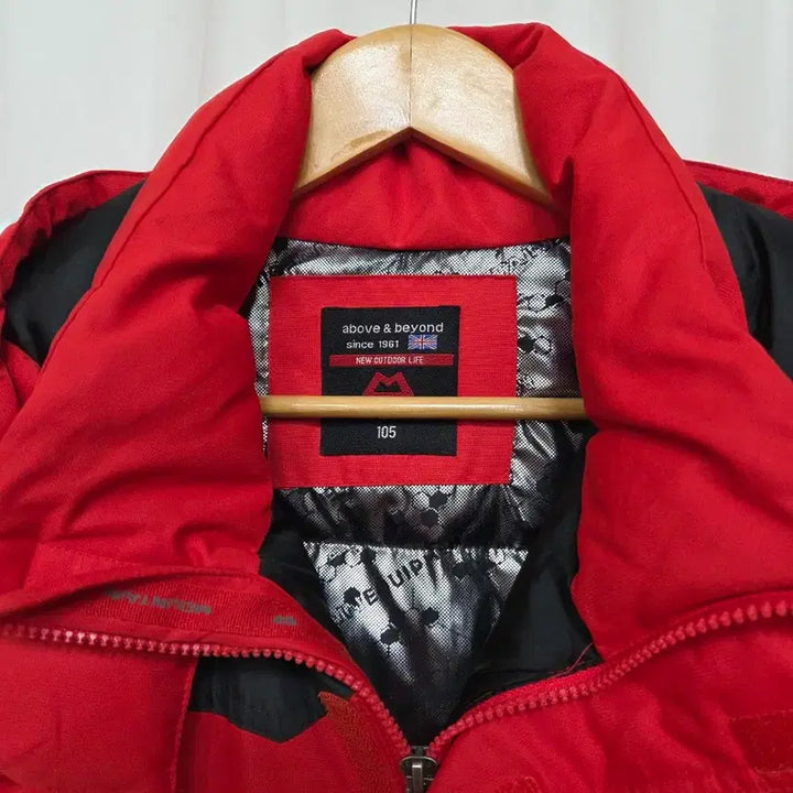 [BUNJANG] Mountain Equipment Duck Down Padded Jacket (Red/Black) - Men's 105 / 105 남성 마운틴이큅먼트 덕다운 패딩 캐주얼 패션 데일리 스포츠 등산
