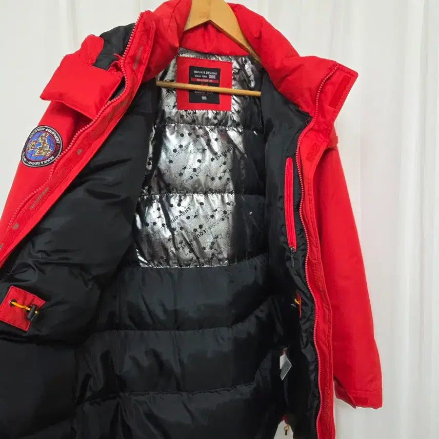 [BUNJANG] Mountain Equipment Duck Down Padded Jacket (Red/Black) - Men's 105 / 105 남성 마운틴이큅먼트 덕다운 패딩 캐주얼 패션 데일리 스포츠 등산