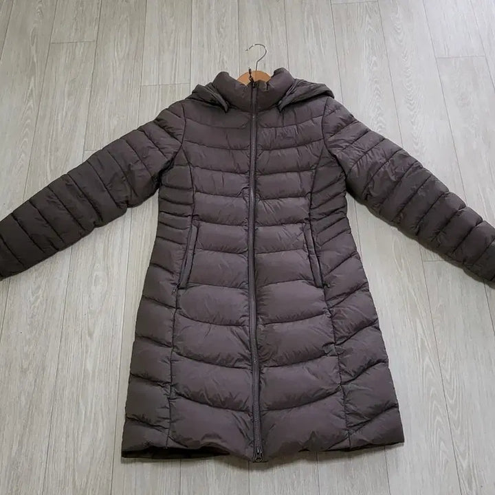 [BUNJANG] Nepa Women's Long Down Jacket (90) / 네파패딩 90