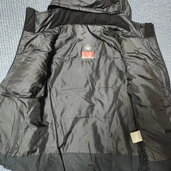 [BUNJANG] Descente Audi Swiss Team Down Short Padded Jacket / 데상트 아우디 스위스팀  오리털 숏패딩90-95사이즈 팔아요
