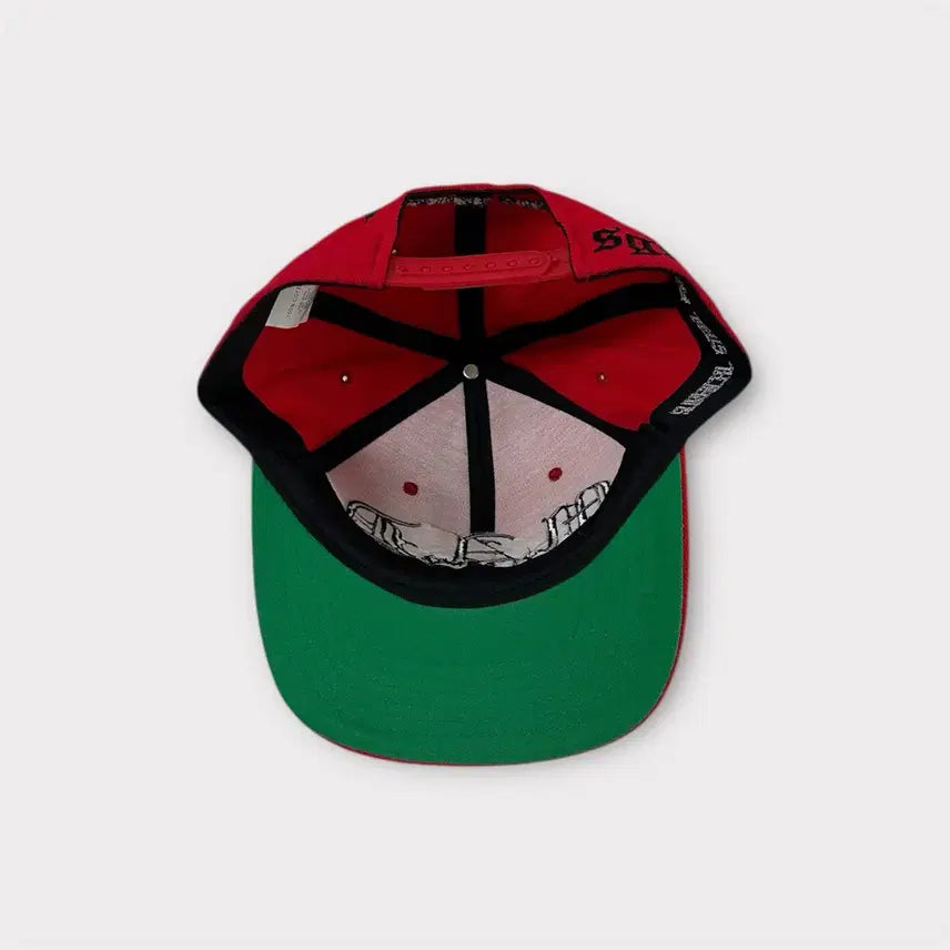 [BUNJANG] Surgical Steel M.A.D Big Embroidery Snapback Red / 써지컬 스틸 M.A.D 빅 자수 스냅백 레드 (1688)