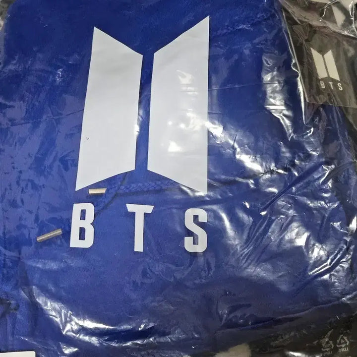[SOLD OUT] 방탄 공식 MD 팝업스토어 아이돌 후디 L사이즈(미사용/소장용)