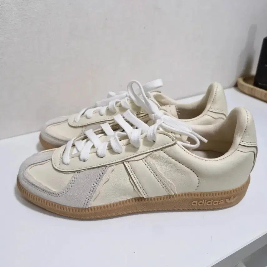 [BUNJANG] Adidas Sneakers / 아디다스 운동화