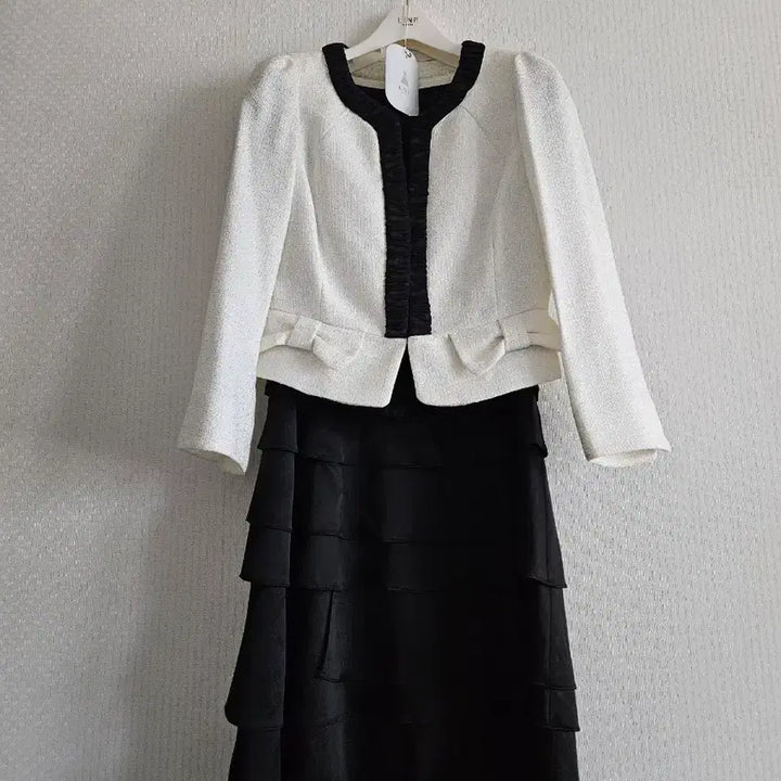 [BUNJANG] LINE Tweed Dress 55 / LINE 트위드 정장원피스 55(예복)