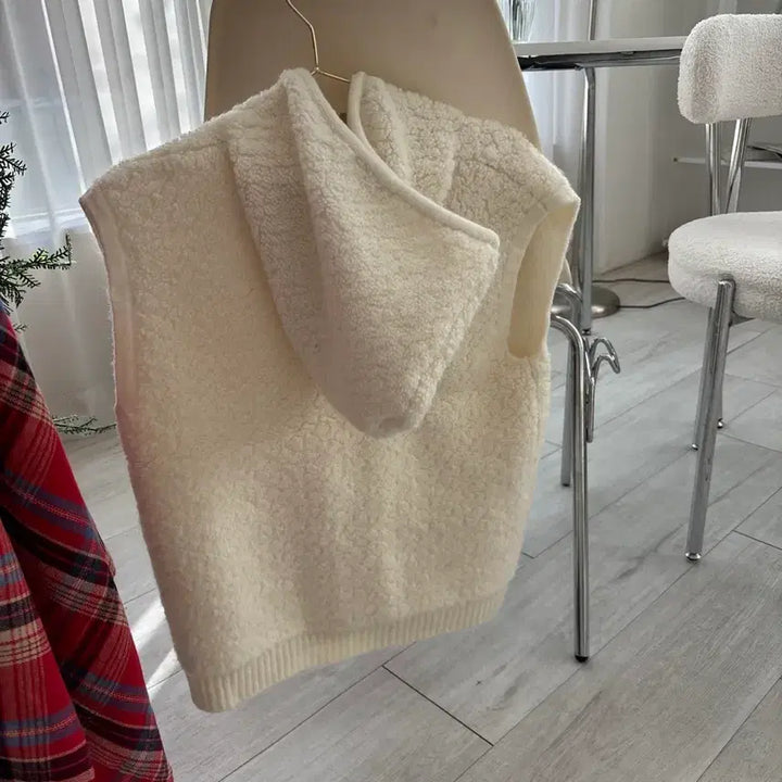 [BUNJANG] Pobble Hoodie Vest Zip-up / 뽀글이 후드 조끼 집업