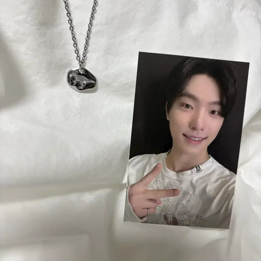 [BUNJANG] Seventeen 9th Anniversary Necklace / 세븐틴 공식 9주년 목걸이