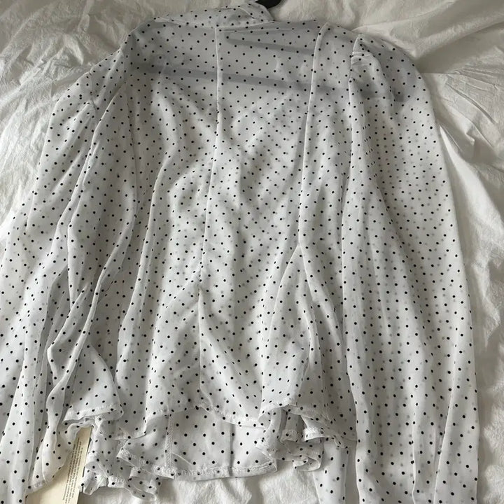 [BUNJANG] Without Summer Dot Scarf Blouse Ivory / (새상품)위드아웃썸머 도트 스카프 블라우스 땡땡이 셔츠 아이보리