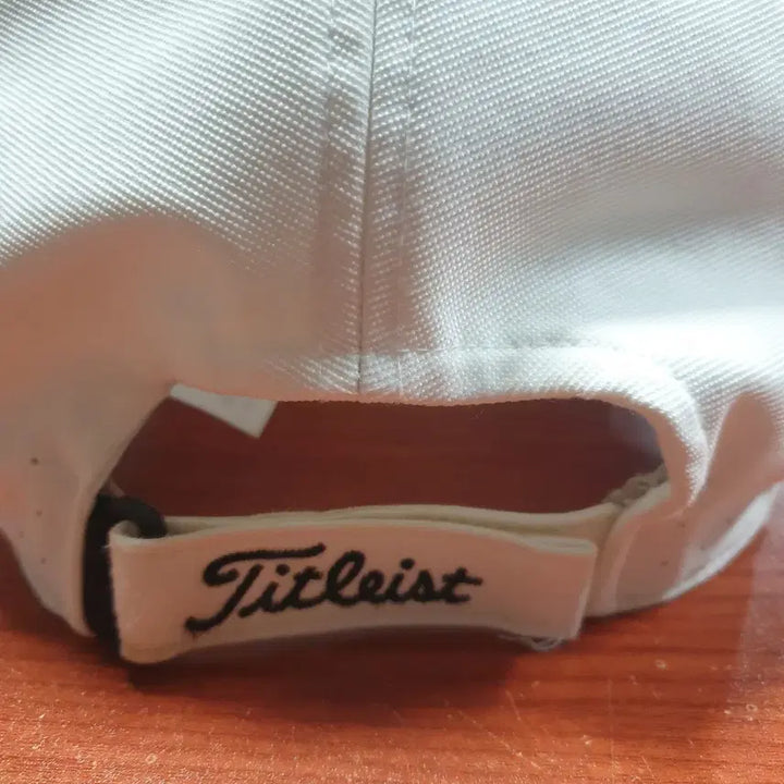 [BUNJANG] Titleist Golf Cap White / 타이틀리스트 골프 모자 화이트