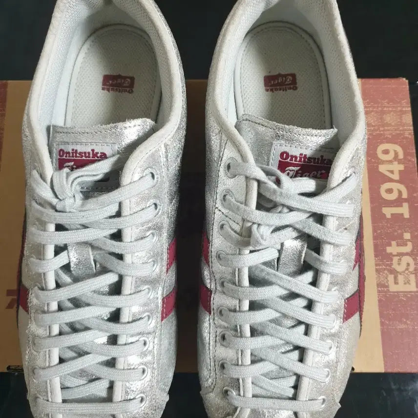 [BUNJANG] Onitsuka Tiger Olympus 66 Silver Sneakers / 오니츠카타이거 올림푸스66실버 255