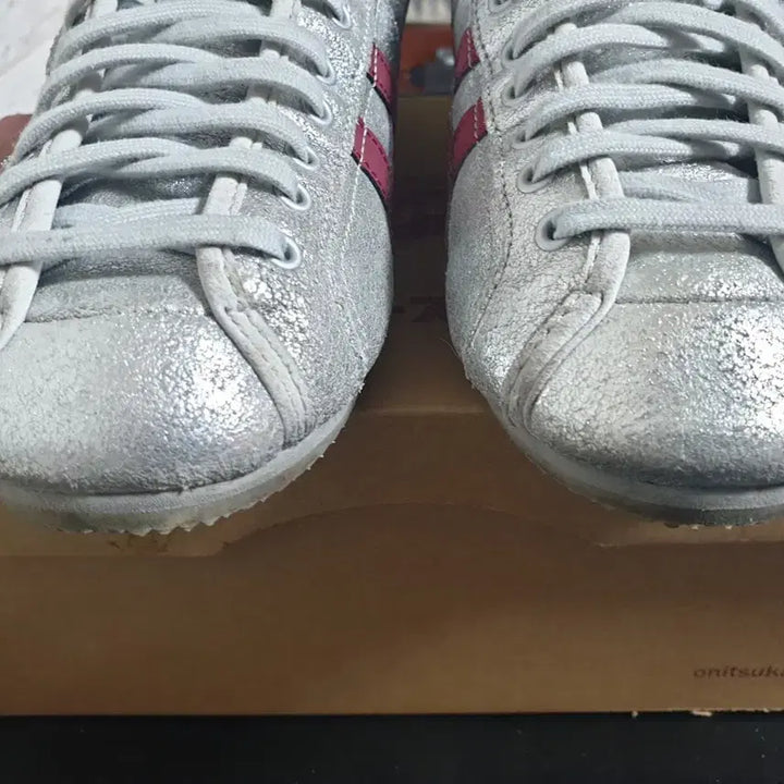 [BUNJANG] Onitsuka Tiger Olympus 66 Silver Sneakers / 오니츠카타이거 올림푸스66실버 255