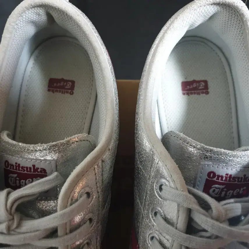 [BUNJANG] Onitsuka Tiger Olympus 66 Silver Sneakers / 오니츠카타이거 올림푸스66실버 255