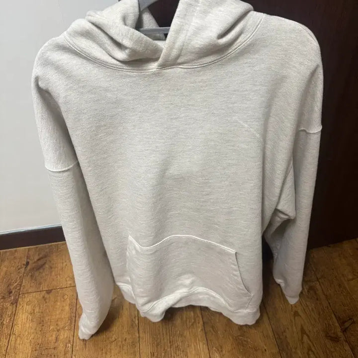 [BUNJANG] Ivory Hoodie / 아이보리색 후드티