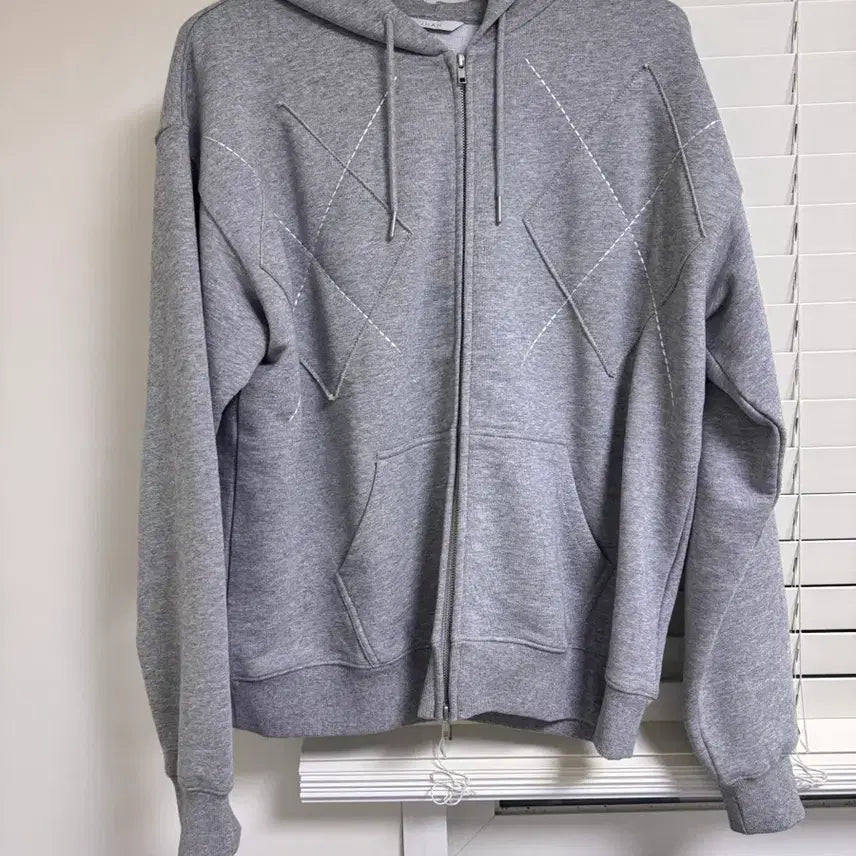 [SOLD OUT] [주앙옴므] 아가일 스웻후드 집업 M사이즈