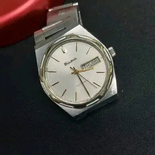 [BUNJANG] Bulova Automatic Octagonal Bezel Watch / 부로바 특이베젤 자동 뻐뻐시타입 (젠타케이스)