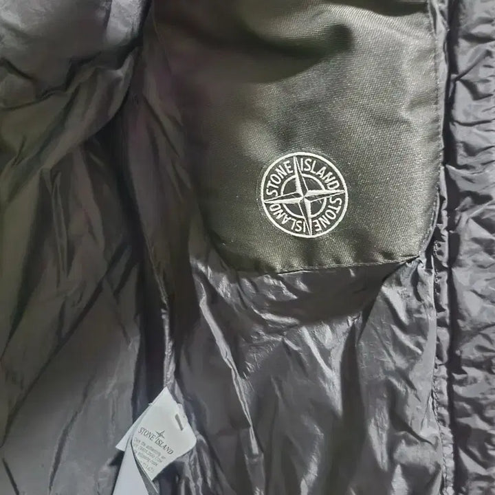 [BUNJANG] Stone Island Garment Dyed Crinkle Reps Padded Jacket / (새상품) 스톤아일랜드 가먼트 다잉 클랭클랩스 패딩