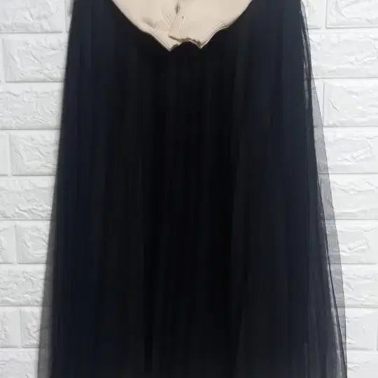 [SOLD OUT] 샤기 베이지 니트 원피스 상태굿