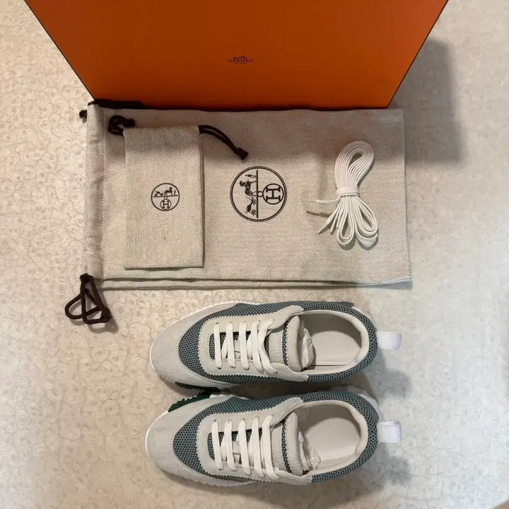 [BUNJANG] Hermes Bouncing Verre De Blanc Sneakers / (새상품급) 에르메스 바운싱 베르도으블랑 36
