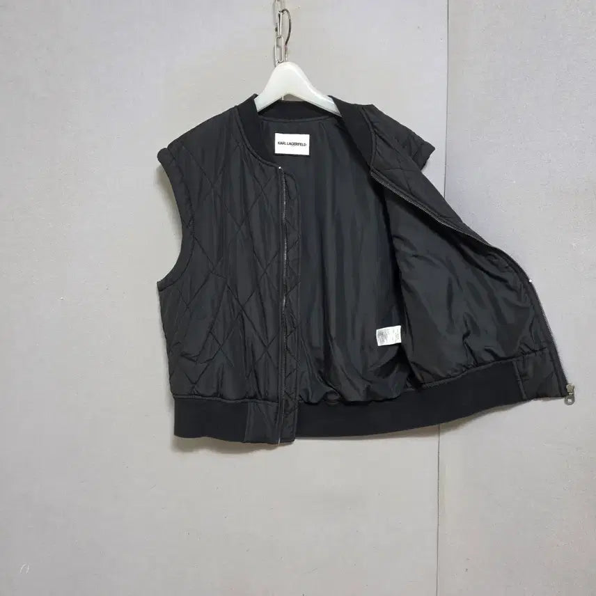 [BUNJANG] Karl Lagerfeld Quilted Padded Vest Jacket (Size 66) / 칼라거펠트 누빔패딩 조끼 점퍼 66  n1559