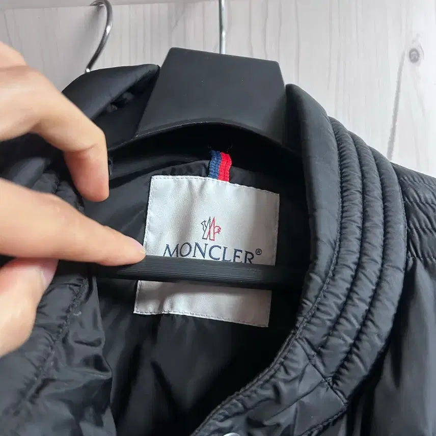 [BUNJANG] Moncler Amiot Biker Jacket Lightweight Padded / 몽클레어 아미오 바이커자켓 경량패딩