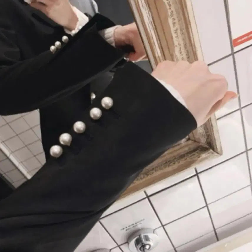 [BUNJANG] RoseFactory Stitch Jacket S Black Pearl Button / 로즈팩토리 스티치 자켓 S 진주 버튼 블랙 아네로즈 시에 로즈니 로아르