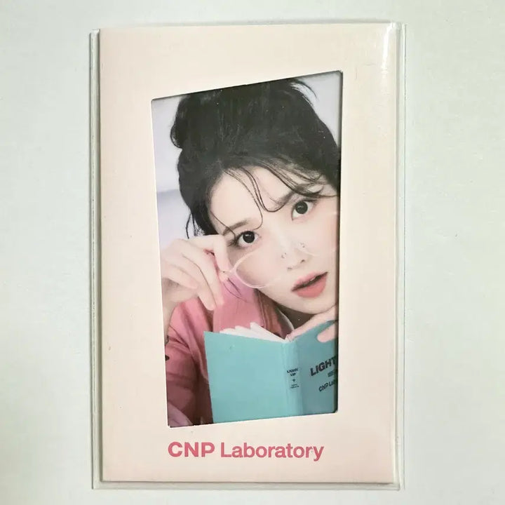 [BUNJANG] IU CNP Eyewear Photocard / 미개봉 아이유 차앤박 안경유 포카 판매