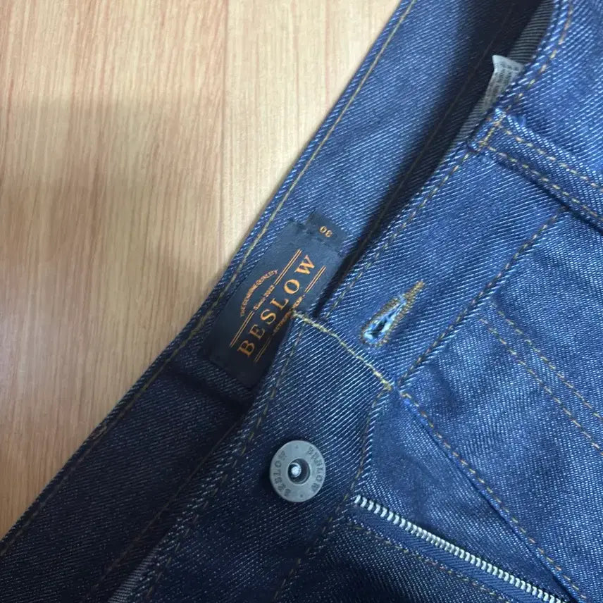 [BUNJANG] Beslow Two Tuck Wide Denim Indigo 30 / 비슬로우 투턱 와이드 팬츠 인디고 30