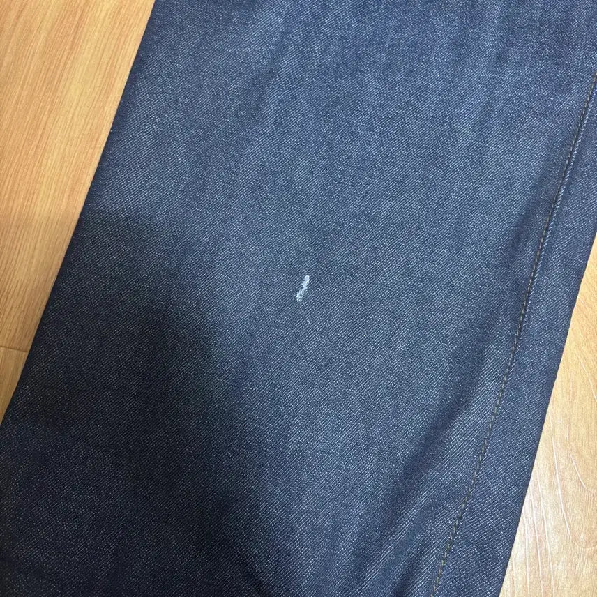 [BUNJANG] Beslow Two Tuck Wide Denim Indigo 30 / 비슬로우 투턱 와이드 팬츠 인디고 30