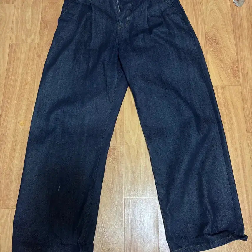 [BUNJANG] Beslow Two Tuck Wide Denim Indigo 30 / 비슬로우 투턱 와이드 팬츠 인디고 30