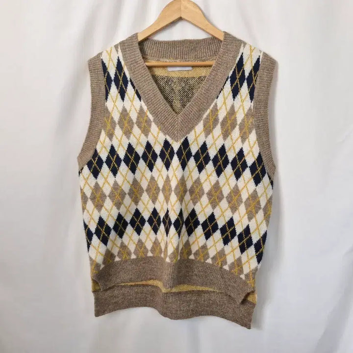 [BUNJANG] Naning9 Argyle Check Knit Vest / 난닝구 아가일 체크 니트 조끼 베스트