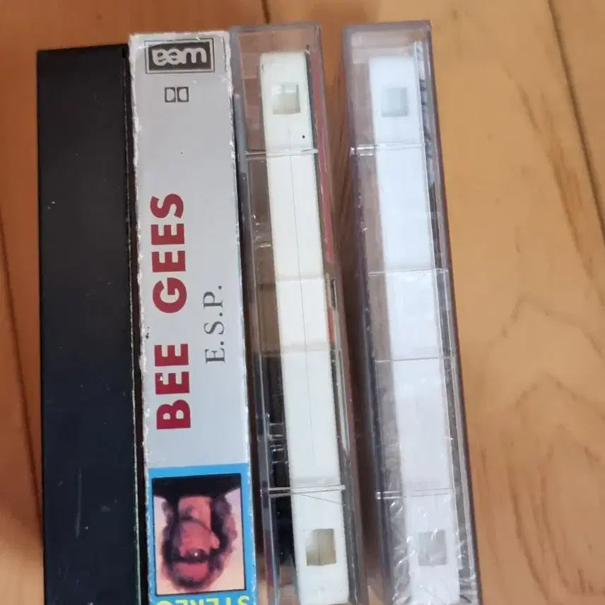 [BUNJANG] Bee Gees Cassette Tape Bundle / 비지스 beegees 카세트 테이프 4개 판매합니다