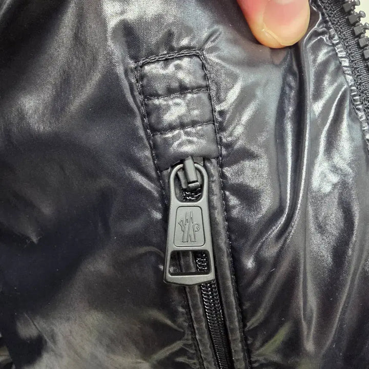 [BUNJANG] Moncler Salux Padded Jacket / [사이즈6 실착용3회] 몽클레어 살룩스 패딩 택 포함