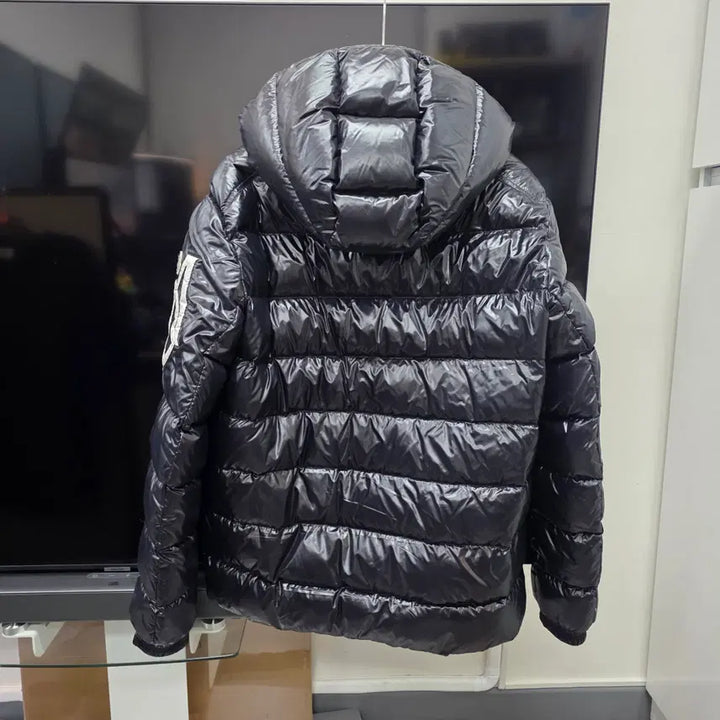 [BUNJANG] Moncler Salux Padded Jacket / [사이즈6 실착용3회] 몽클레어 살룩스 패딩 택 포함