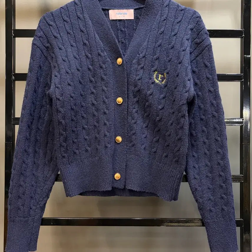 [BUNJANG] RoraRora Cropped Cable Knit Cardigan / (F) 로라로라 크롭 케이블 니트 2.9